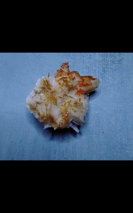 Vanadinite sur barytine 