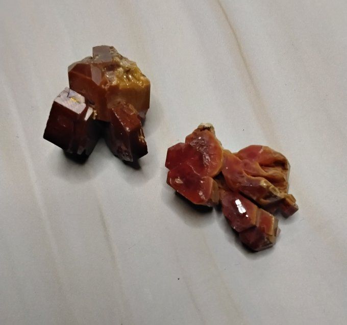 Petits cristaux vanadinite