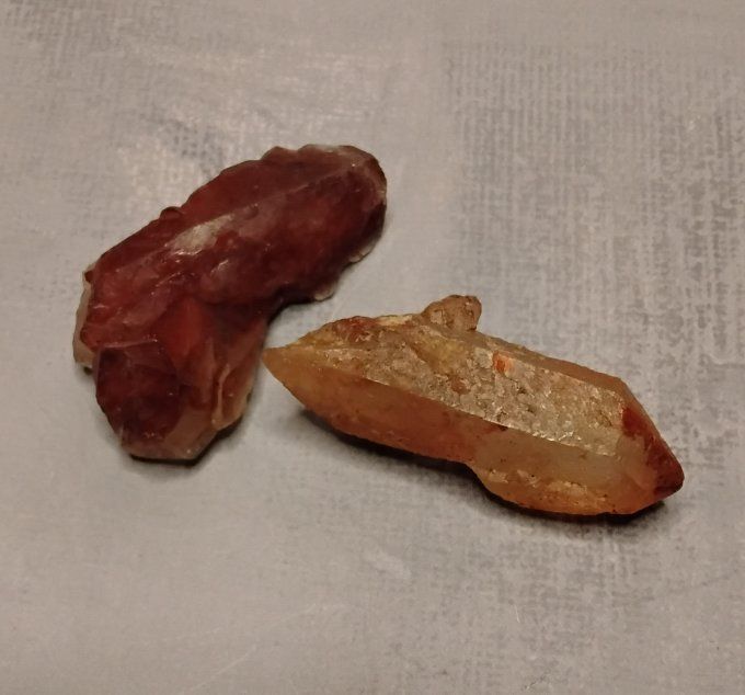 Lot cristaux quartz rouge